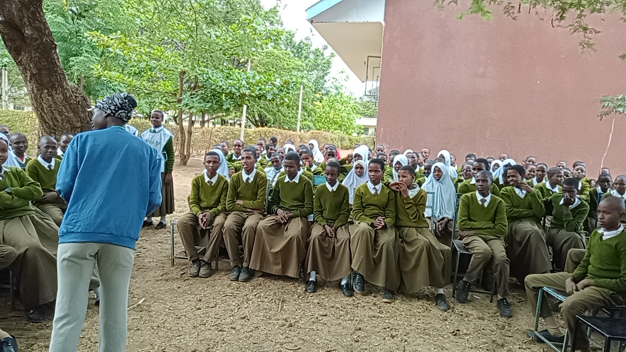 THA SF Team teach  students on the Negative effects of Drug abuse.  