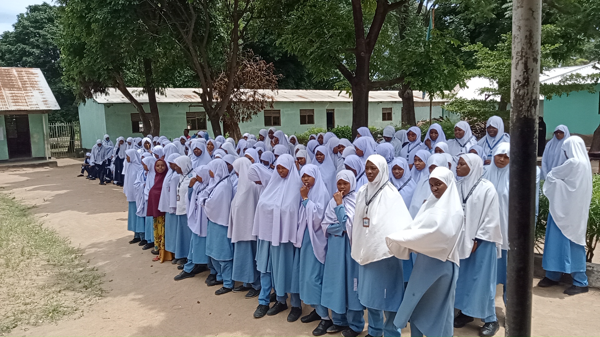  JAMHURI SECONDARY STUDENTS READ TO HEAR THE LESSON 